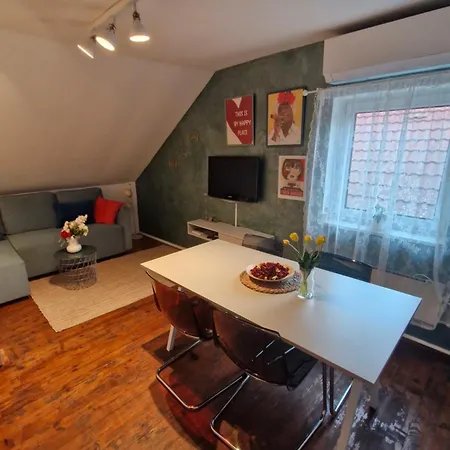 Apartma Nara Апартаменты Любляна